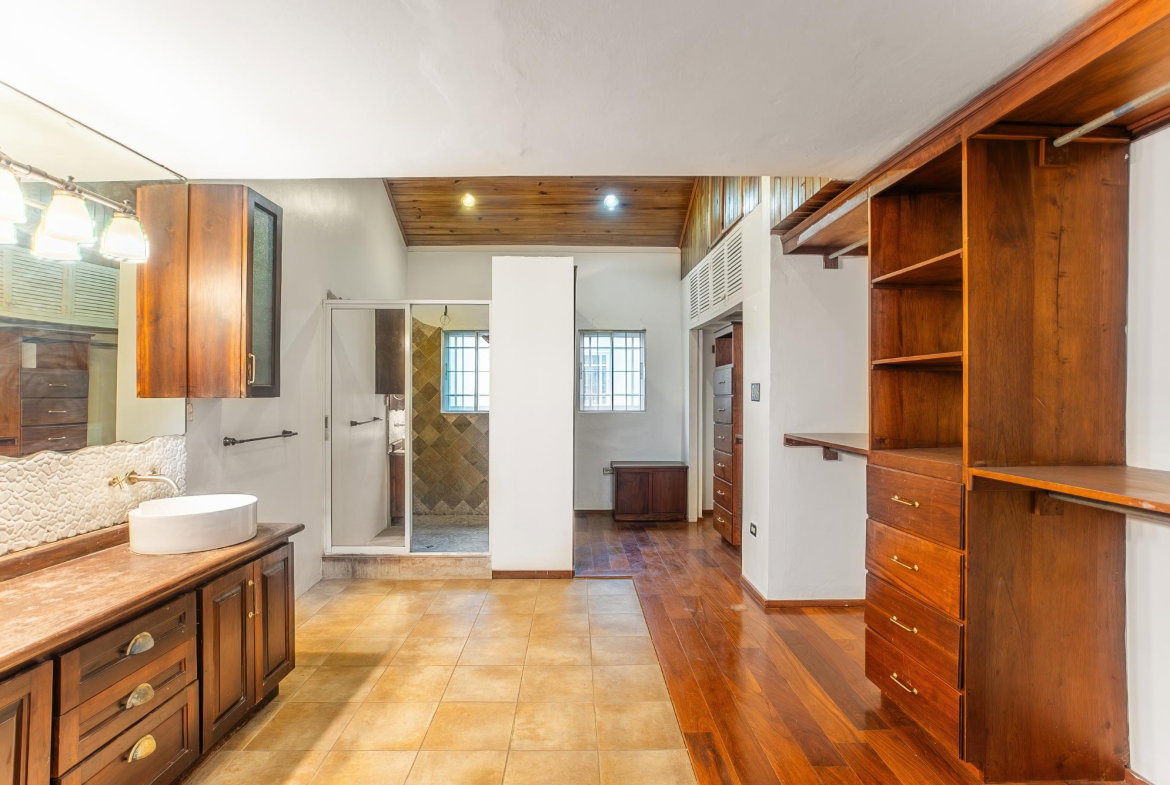 Fifteenth image of 2-1a Upper Melwood Avenue, Kin in Kingston 8, St. Andrew, Jamaica - property is For Sale