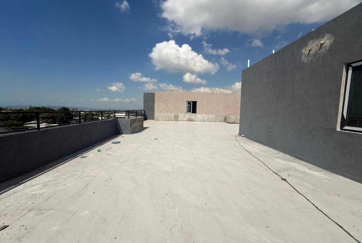 Fourteenth image of 15-19 Liguanea Avenue in Kingston 6, St. Andrew, Jamaica - property is For Sale