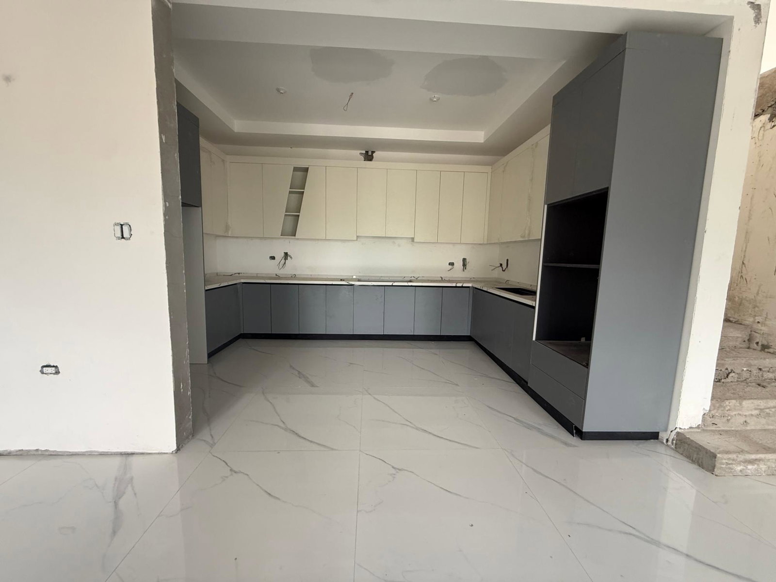 Fourth image of 15-19 Liguanea Avenue in Kingston 6, St. Andrew, Jamaica - property is For Sale