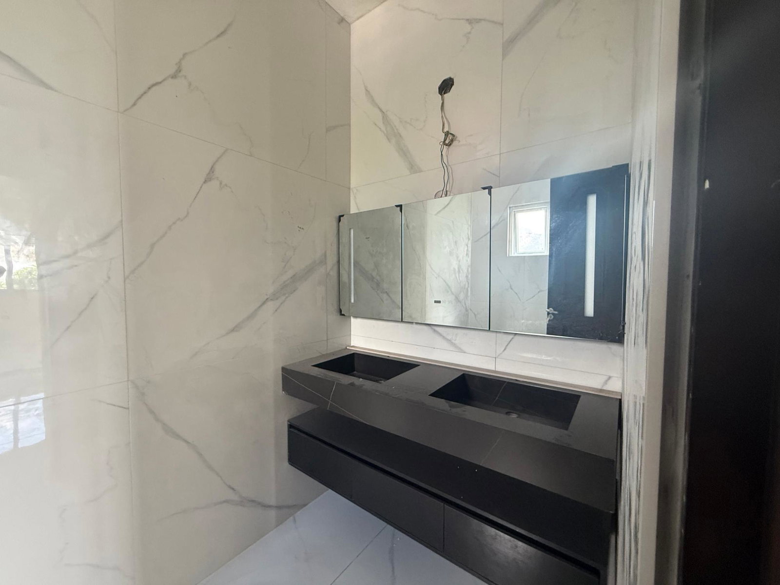 Seventh image of 15-19 Liguanea Avenue in Kingston 6, St. Andrew, Jamaica - property is For Sale