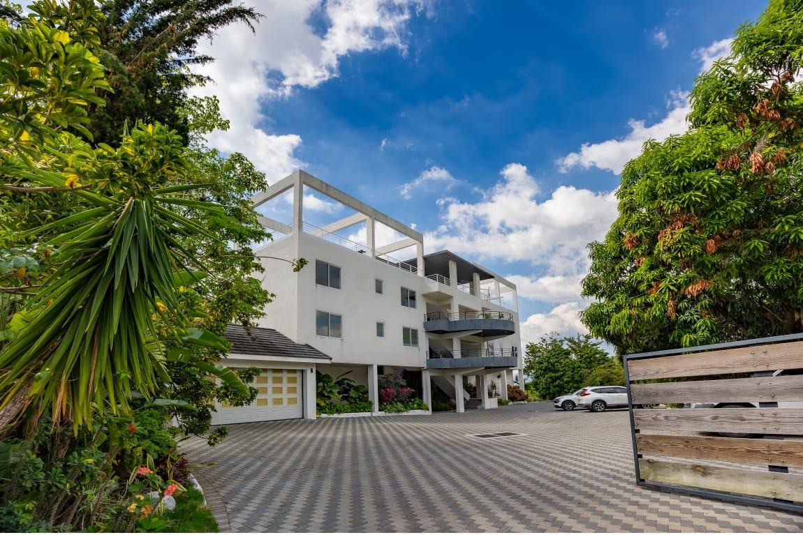Nineteenth image of 1-1 Skyline Close in Kingston 6, St. Andrew, Jamaica - property is For Sale