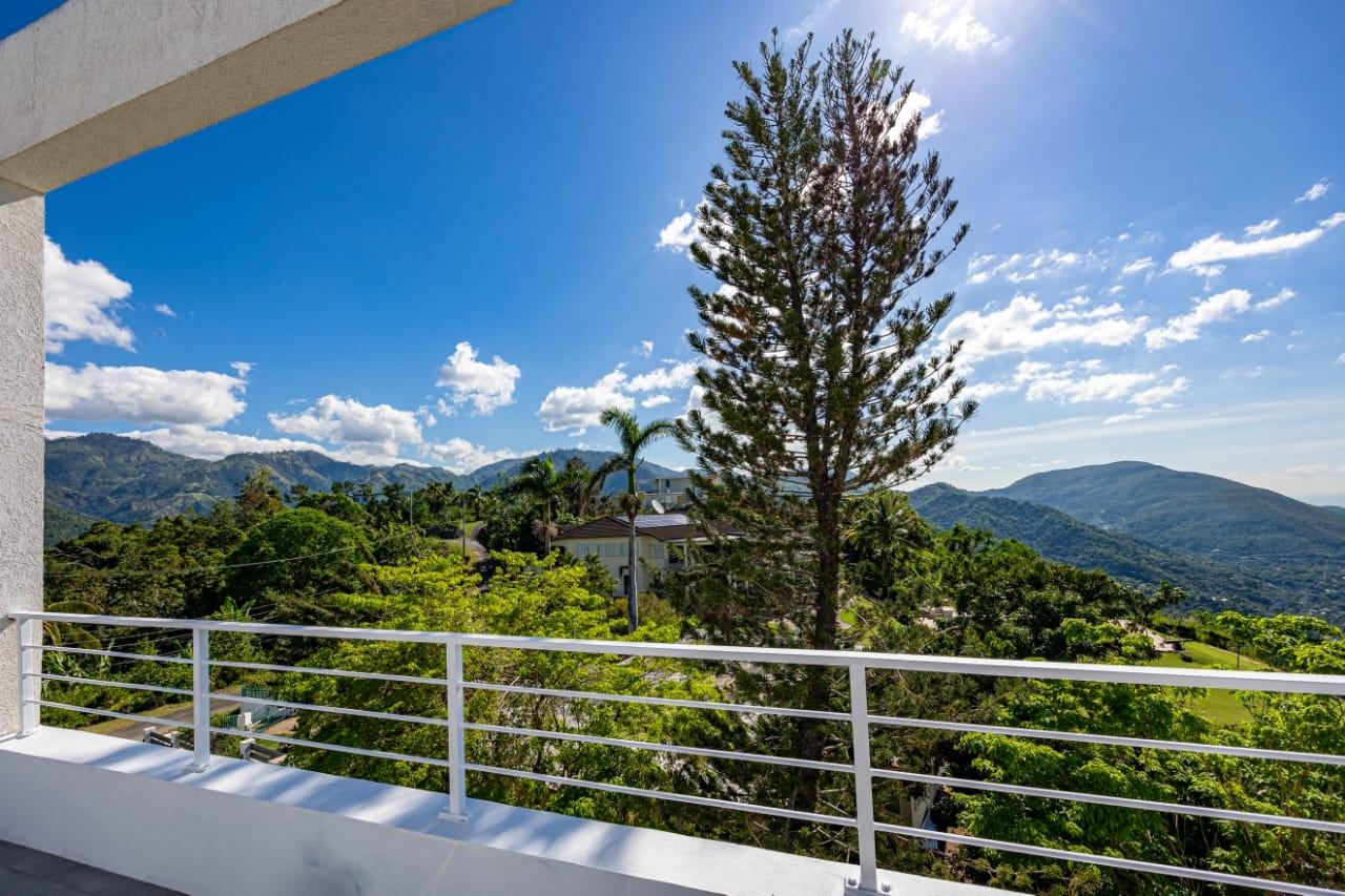Luxury-4-Bedroom-Apartment-for-Sale-in-Skyline-Jacks-Hill-Kingston Twenty-Fifth image of 1-1 Skyline Close in Kingston 6, St. Andrew, Jamaica - property is For Sale
