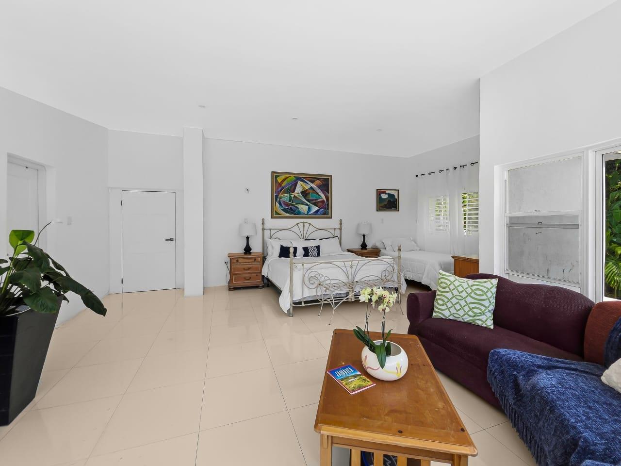 Luxury-4-Bedroom-Apartment-for-Sale-in-Skyline-Jacks-Hill-Kingston Ninth image of 1-1 Skyline Close in Kingston 6, St. Andrew, Jamaica - property is For Sale