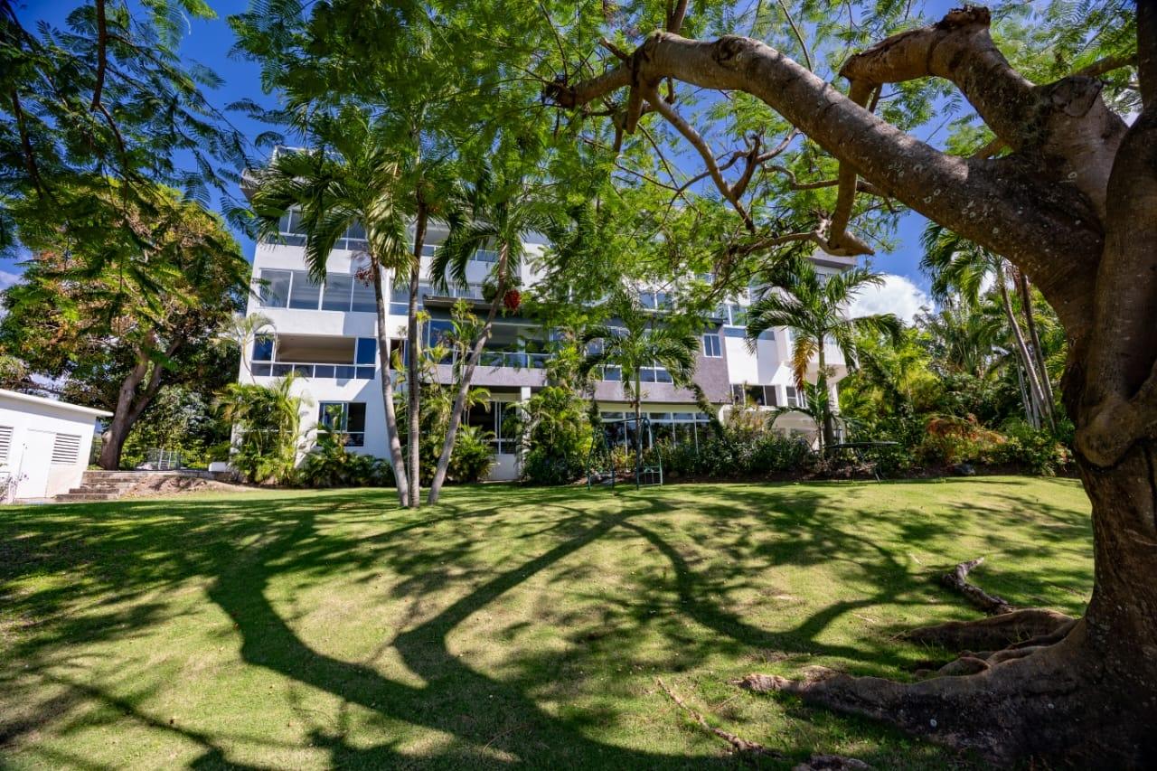 Luxury-4-Bedroom-Apartment-for-Sale-in-Skyline-Jacks-Hill-Kingston First image of 1-1 Skyline Close in Kingston 6, St. Andrew, Jamaica - property is For Sale