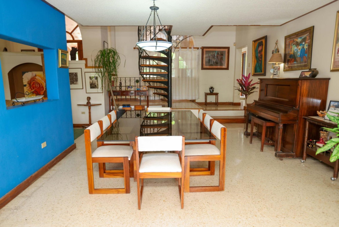 Eighteenth image of Widcombe Way in Kingston 6, St. Andrew, Jamaica - property is For Sale