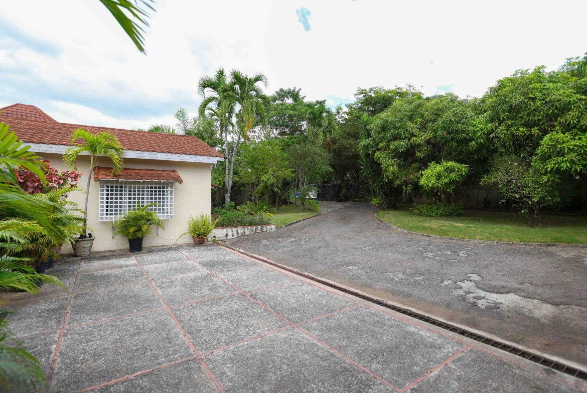 Fifth image of Widcombe Way in Kingston 6, St. Andrew, Jamaica - property is For Sale