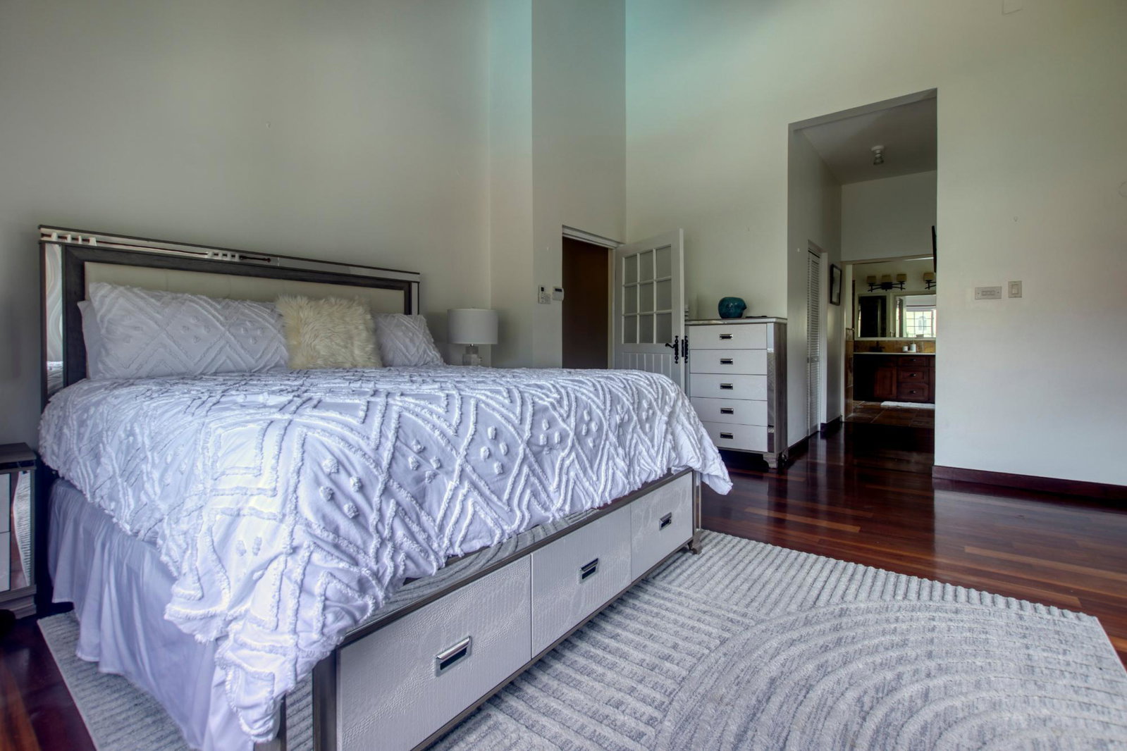 Seventeenth image of 21 Shenstone Drive, Beverly in Kingston 6, St. Andrew, Jamaica - property is For Rent