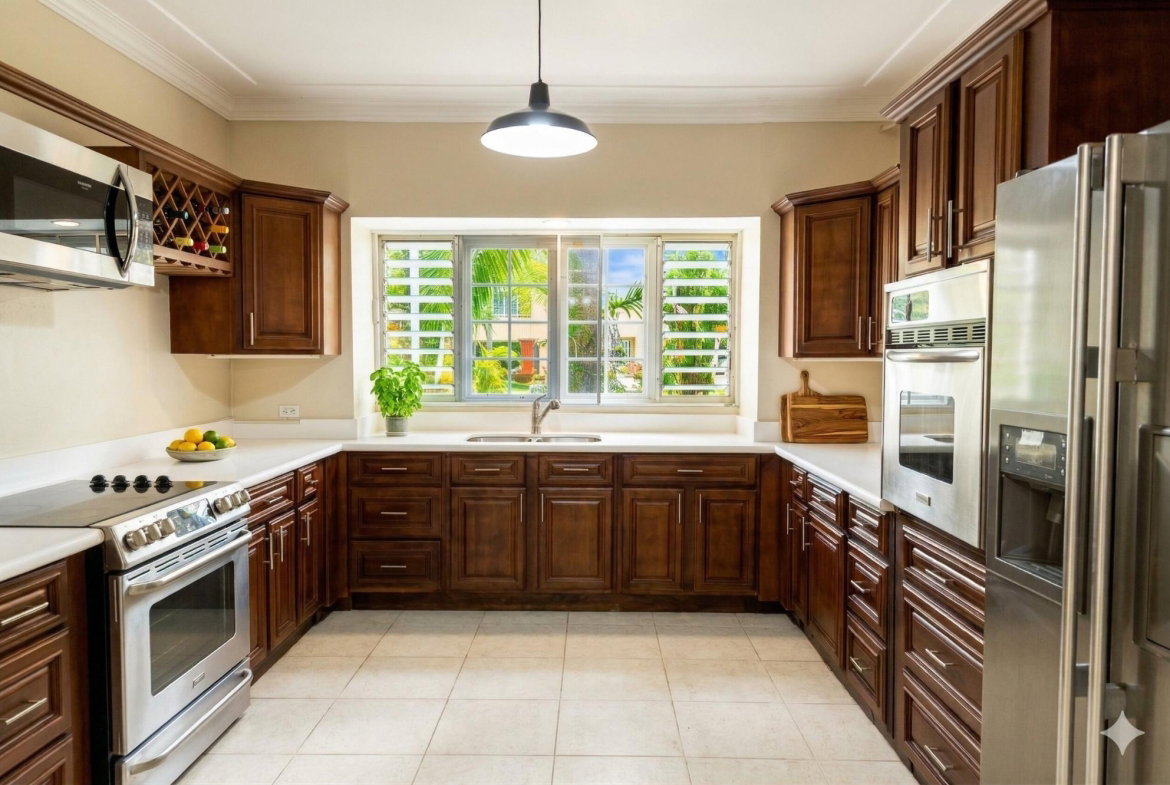 Fifth image of 1-10b Millsborough Crescent in Kingston 6, St. Andrew, Jamaica - property is For Rent