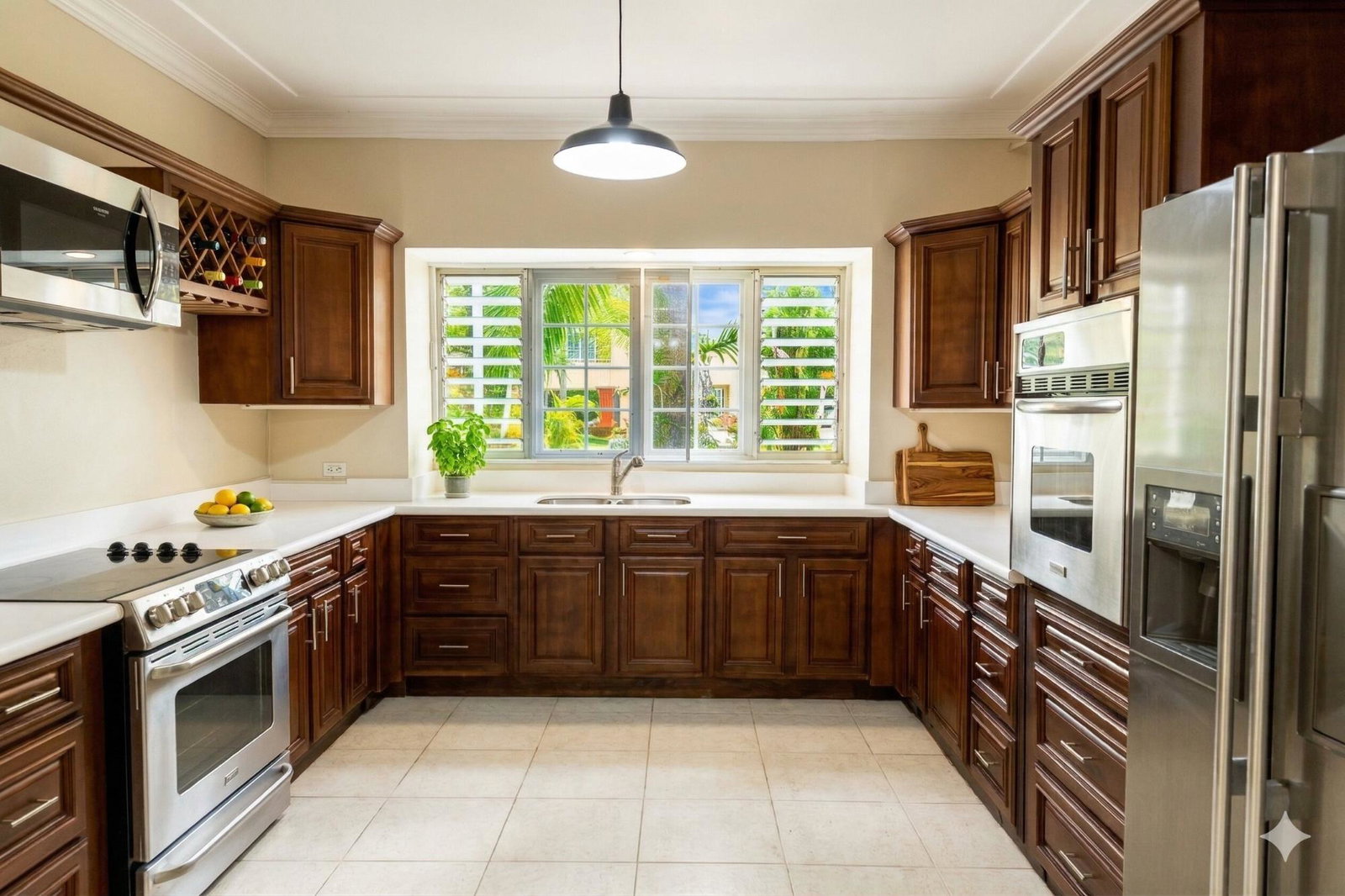 Fifth image of 1-10b Millsborough Crescent in Kingston 6, St. Andrew, Jamaica - property is For Rent