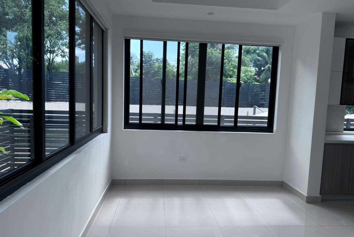 Twelfth image of 10-31 Paddington Terrace in Kingston 6, St. Andrew, Jamaica - property is For Rent