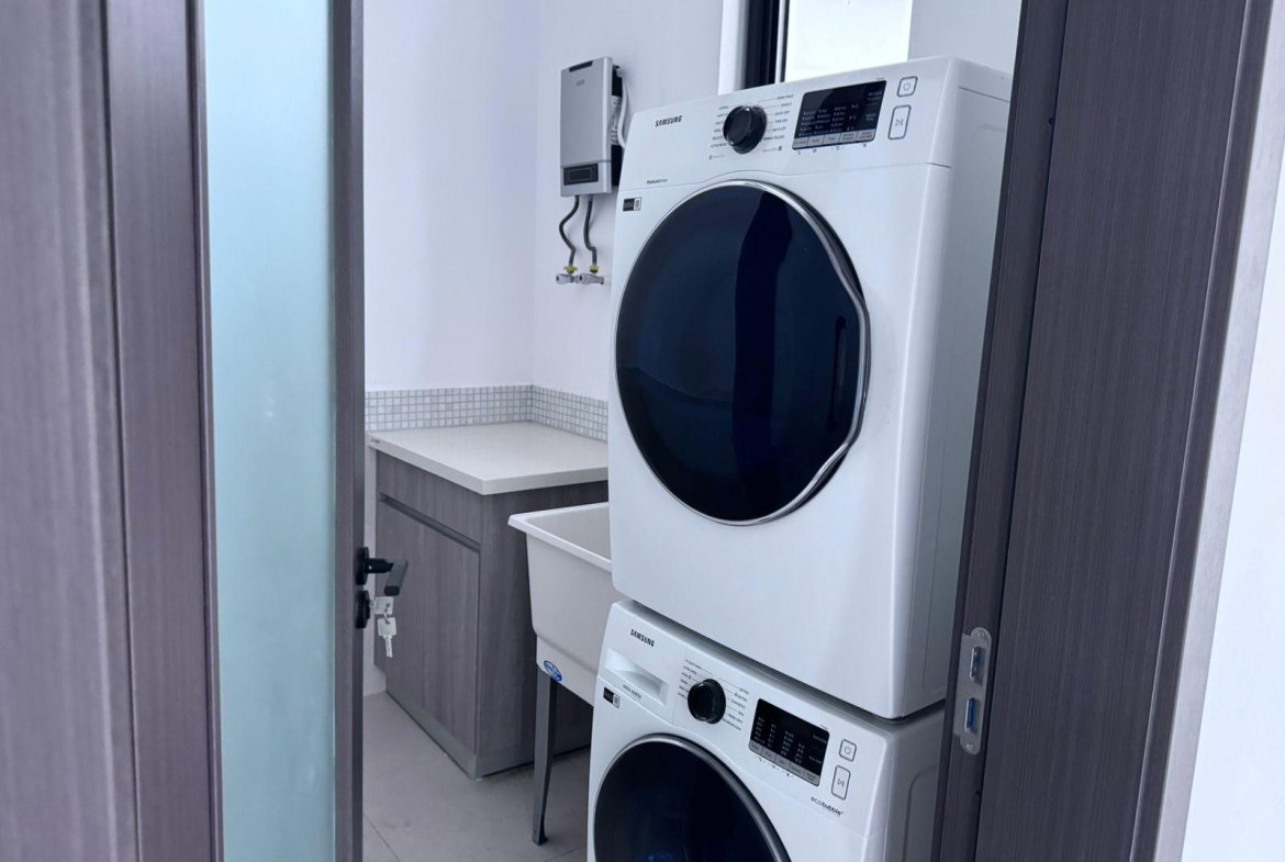 Fifteenth image of 10-31 Paddington Terrace in Kingston 6, St. Andrew, Jamaica - property is For Rent