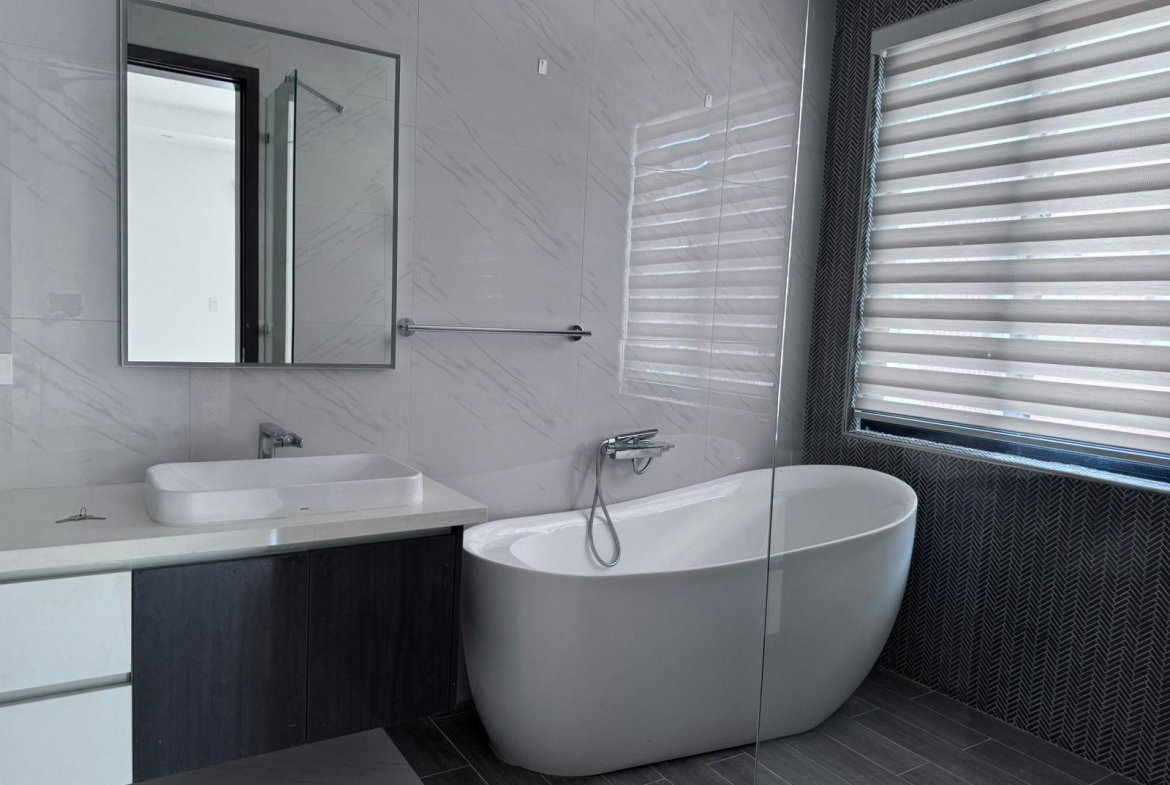 Sixth image of 10-31 Paddington Terrace in Kingston 6, St. Andrew, Jamaica - property is For Rent