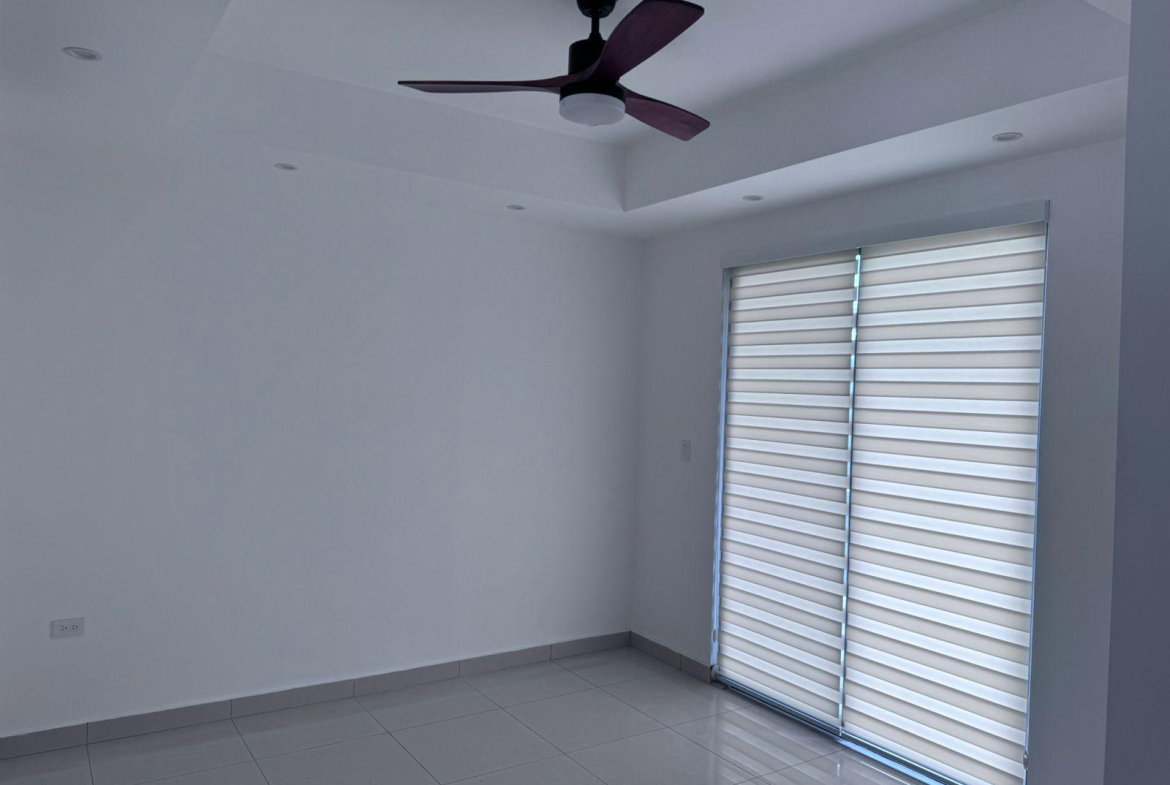 Ninth image of 10-31 Paddington Terrace in Kingston 6, St. Andrew, Jamaica - property is For Rent