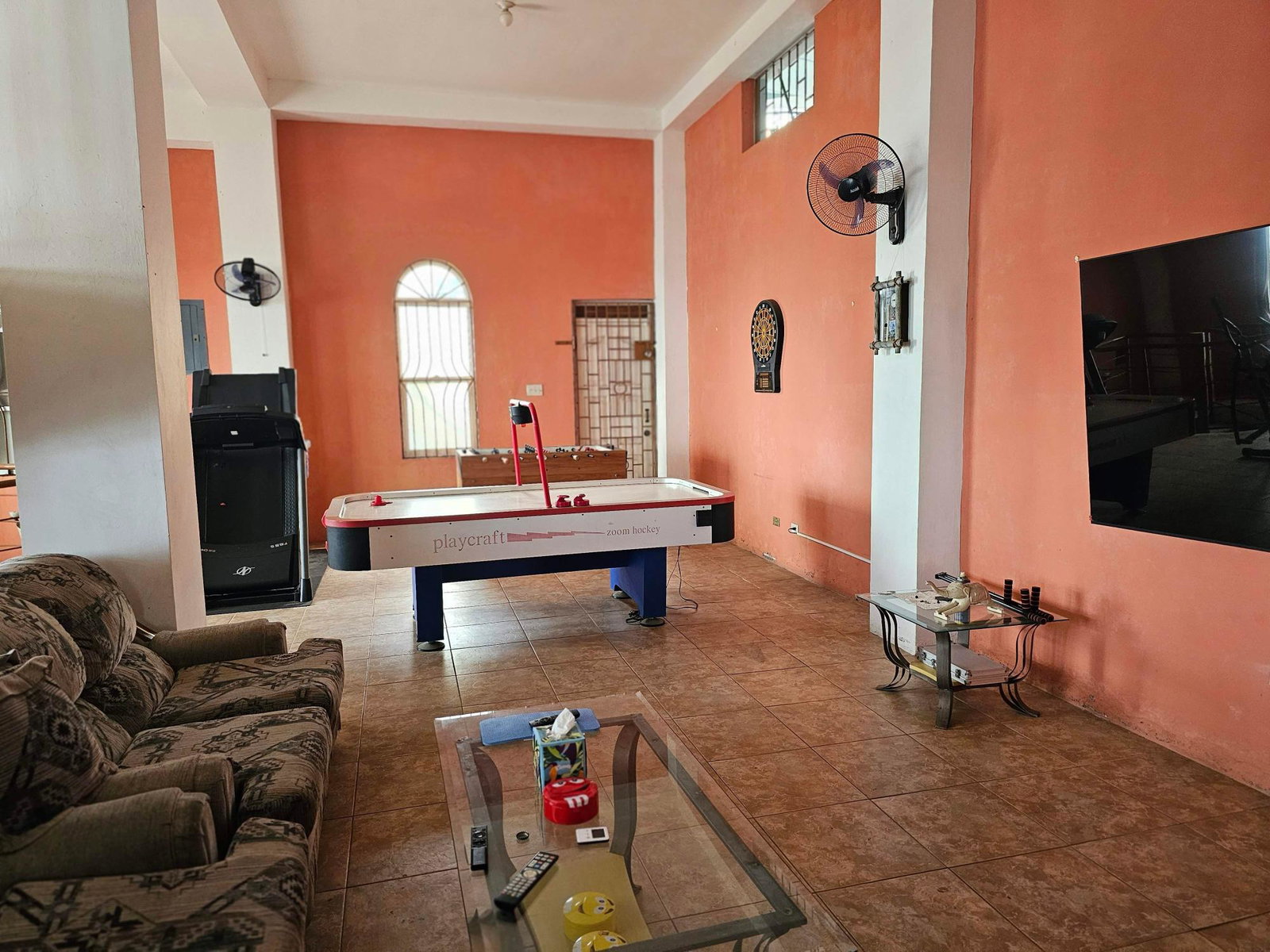 Luxury-5-Bedroom-House-for-Sale-in-St.-Andrew-Jamaica-70-Sunset-Avenue Twelfth image of 70 Sunset Avenue in Kingston 8, St. Andrew, Jamaica - property is For Sale