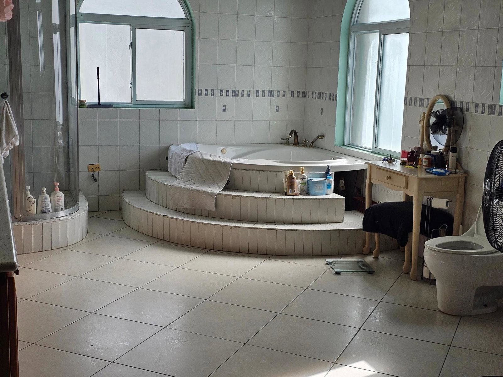 Luxury-5-Bedroom-House-for-Sale-in-St.-Andrew-Jamaica-70-Sunset-Avenue Ninth image of 70 Sunset Avenue in Kingston 8, St. Andrew, Jamaica - property is For Sale