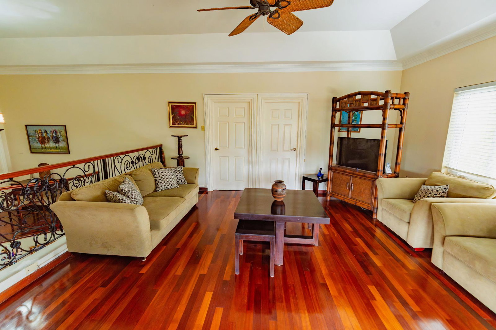 Nineteenth image of 19-21 Farringdon Drive in Kingston 6, St. Andrew, Jamaica - property is For Sale