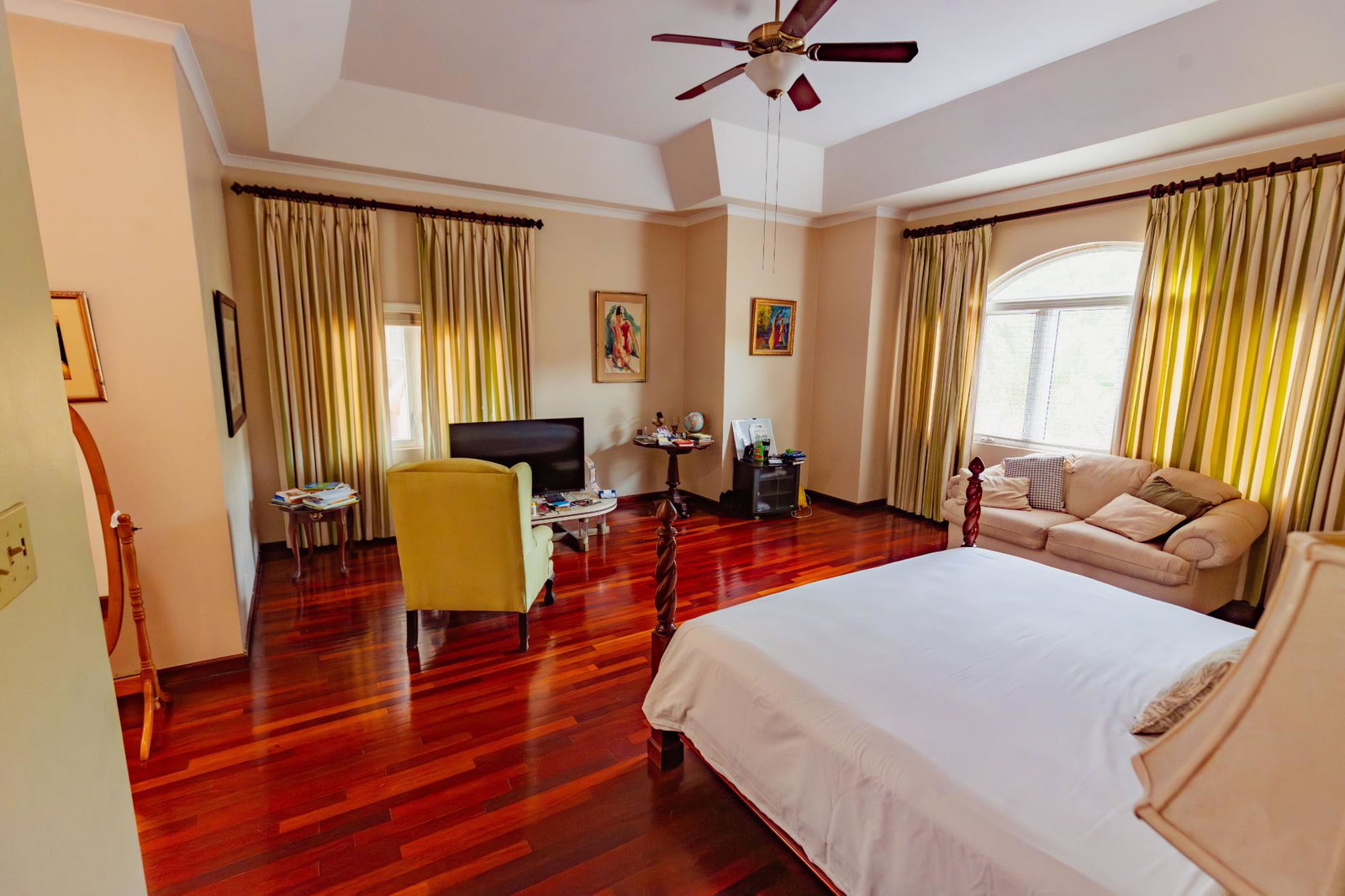 Twenty-First image of 19-21 Farringdon Drive in Kingston 6, St. Andrew, Jamaica - property is For Sale