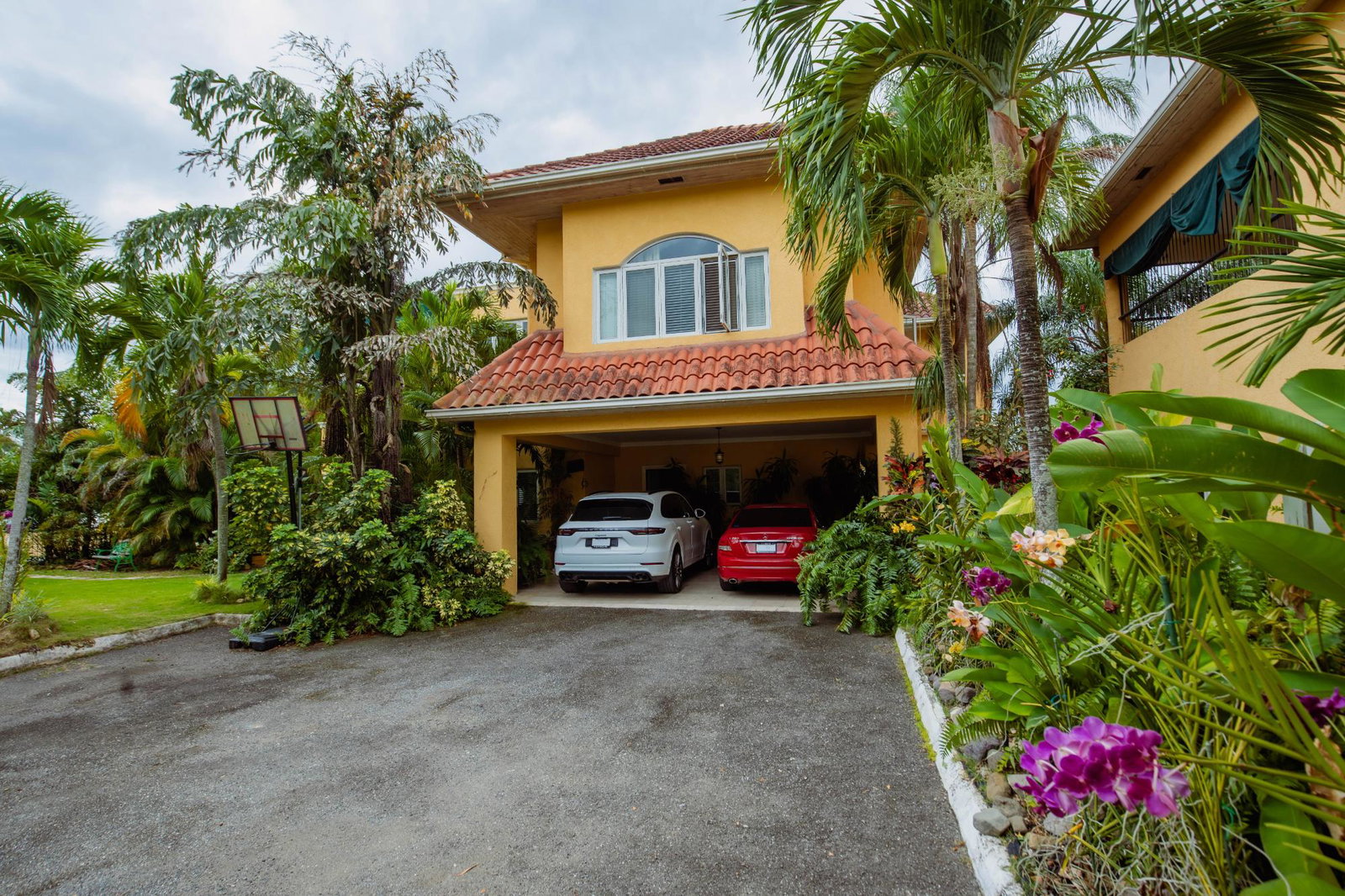 First image of 19-21 Farringdon Drive in Kingston 6, St. Andrew, Jamaica - property is For Sale