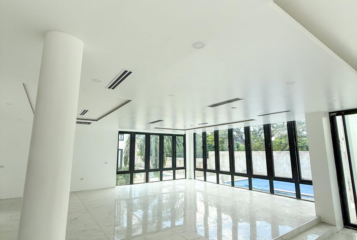 Twenty-Fourth image of 5-1-3 Bamboo Avenue, Kingston 6 in Kingston 6, St. Andrew, Jamaica - property is For Sale