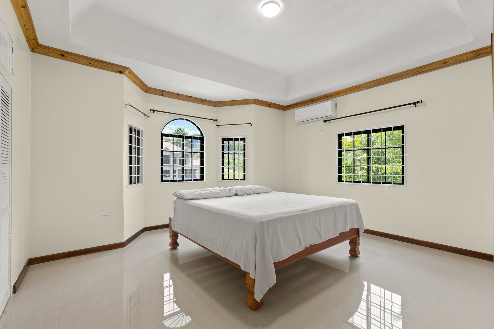 Luxury-6-Bedroom-House-for-Sale-in-Ingleside-Battersea-Mandeville-Jamaica Twenty-First image of 14 Ingleside, Battersea Mand in Battersea, Manchester, Jamaica - property is For Sale