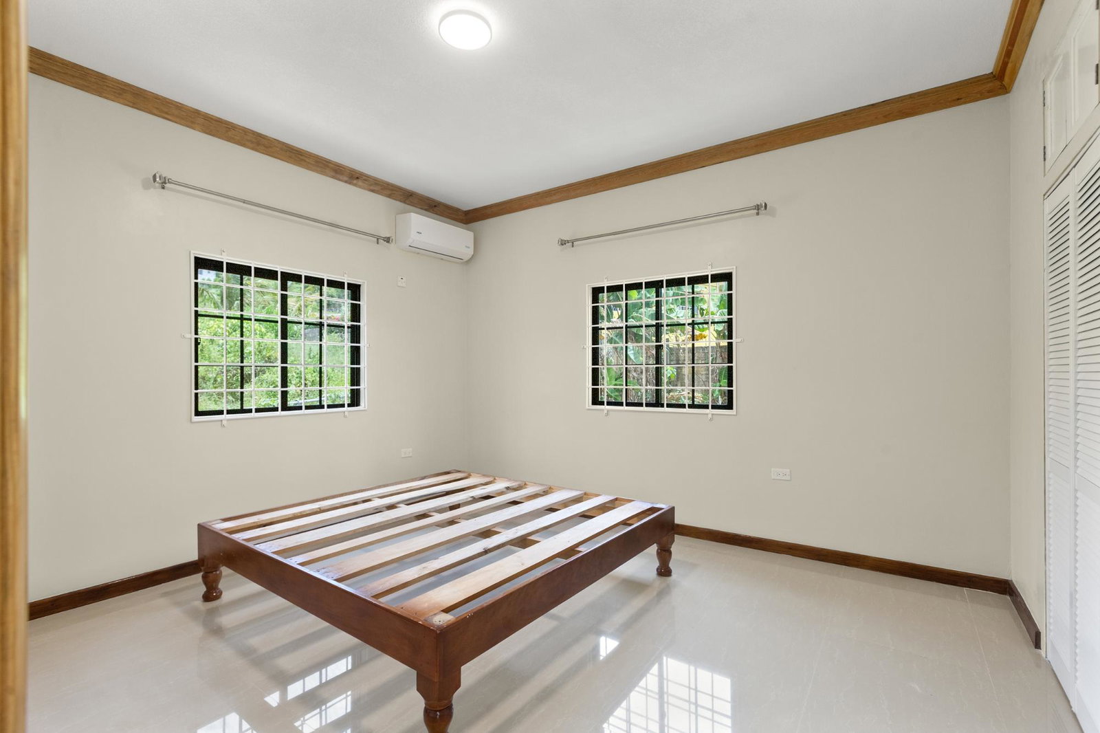 Luxury-6-Bedroom-House-for-Sale-in-Ingleside-Battersea-Mandeville-Jamaica Twenty-Third image of 14 Ingleside, Battersea Mand in Battersea, Manchester, Jamaica - property is For Sale