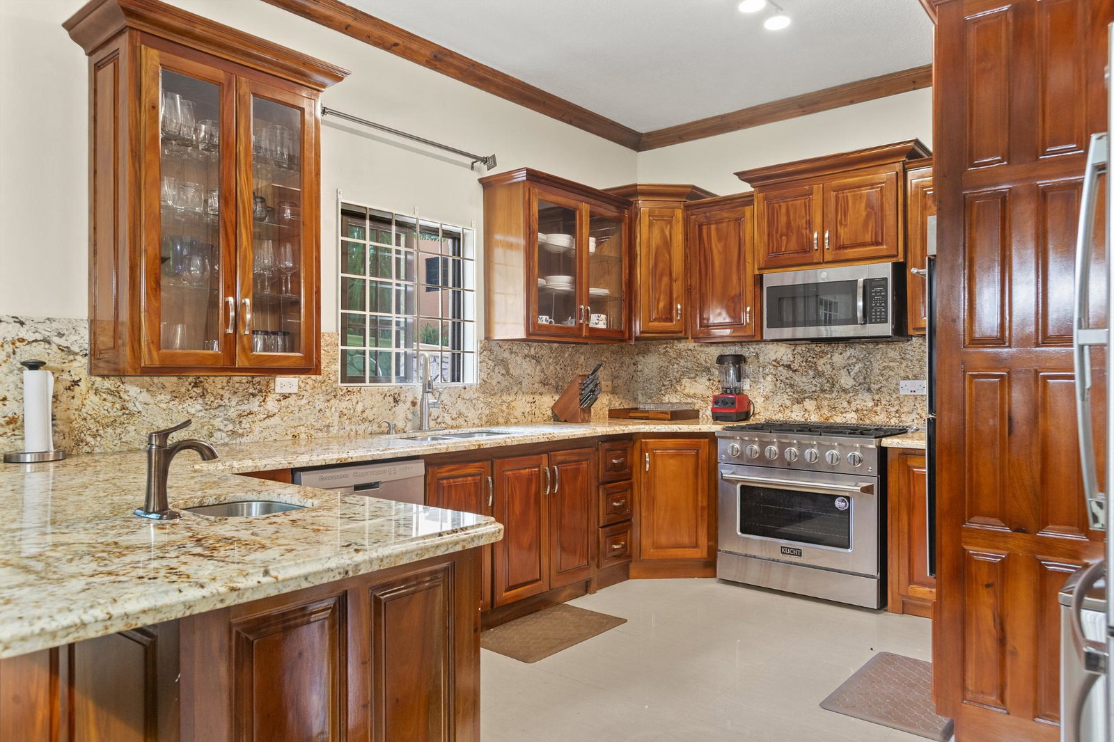 Luxury-6-Bedroom-House-for-Sale-in-Ingleside-Battersea-Mandeville-Jamaica Sixth image of 14 Ingleside, Battersea Mand in Battersea, Manchester, Jamaica - property is For Sale