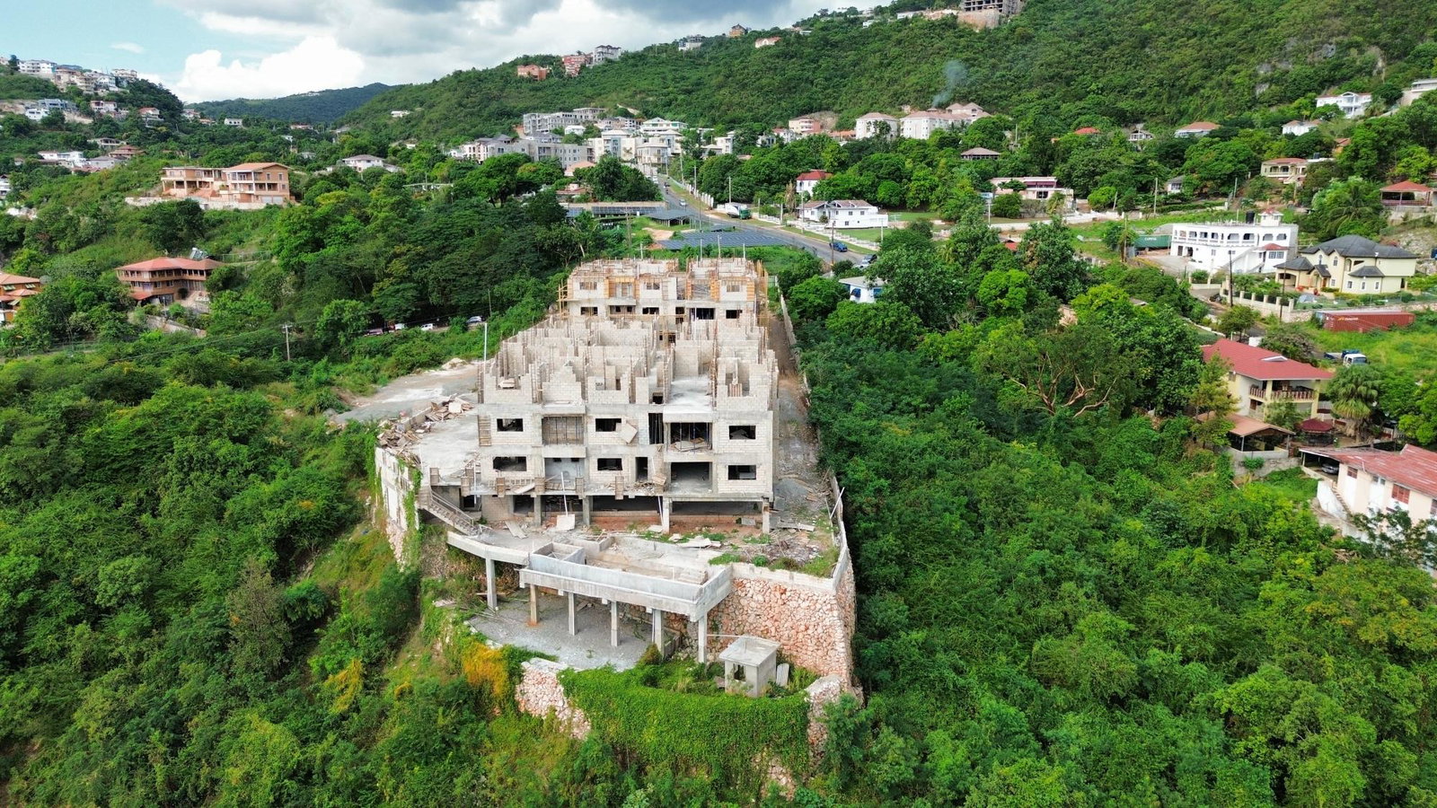 Tenth image of 3-208 Red Hills Road in Red Hills, St. Andrew, Jamaica - property is For Sale