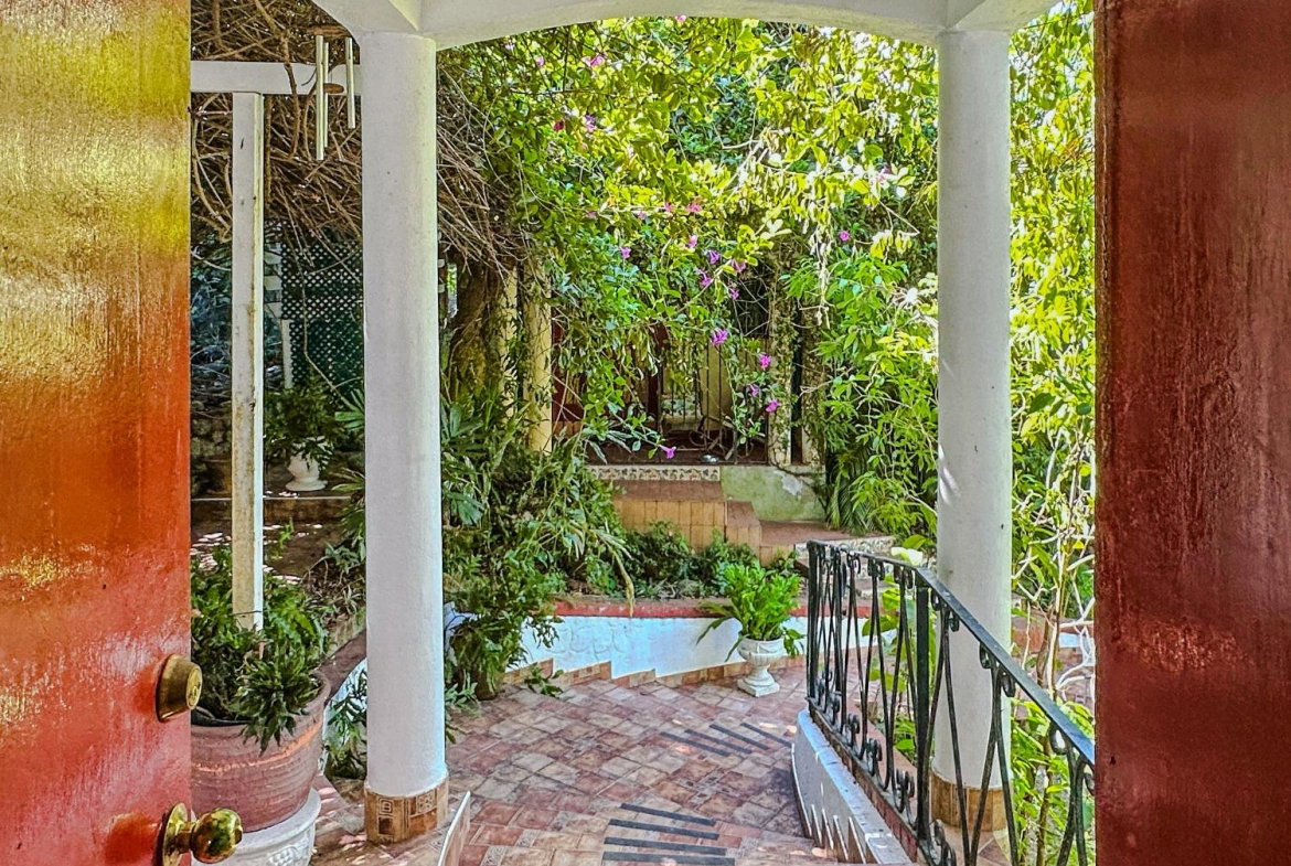 Eleventh image of 25 Stillwell Road in Kingston 8, St. Andrew, Jamaica - property is For Sale