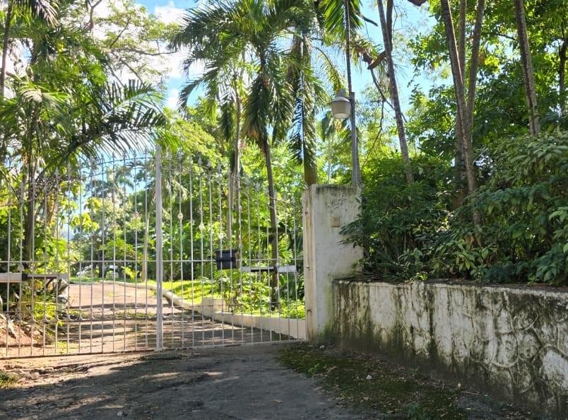 Third image of 2 Long Lane in Kingston 8, St. Andrew, Jamaica - property is For Sale