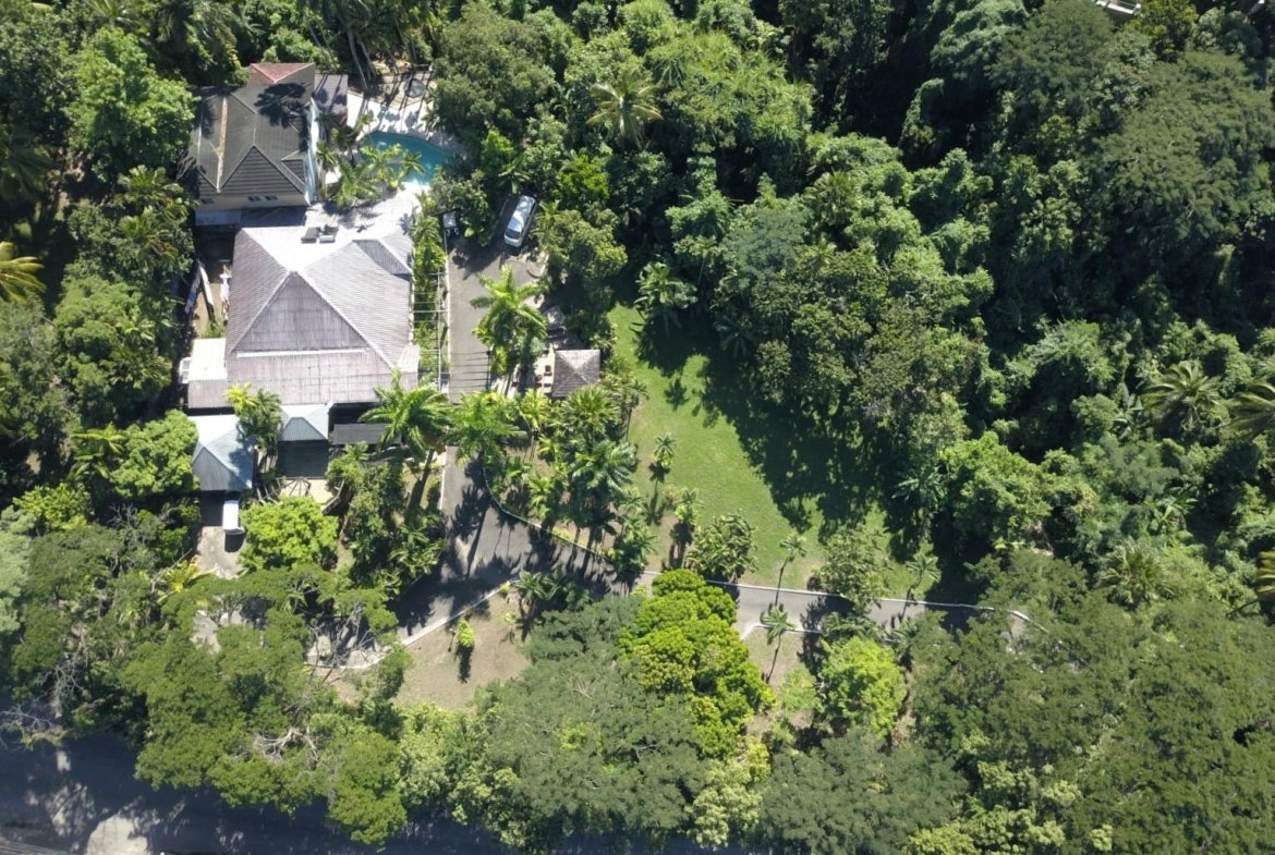 Twenty-First image of 2 Long Lane in Kingston 8, St. Andrew, Jamaica - property is For Sale