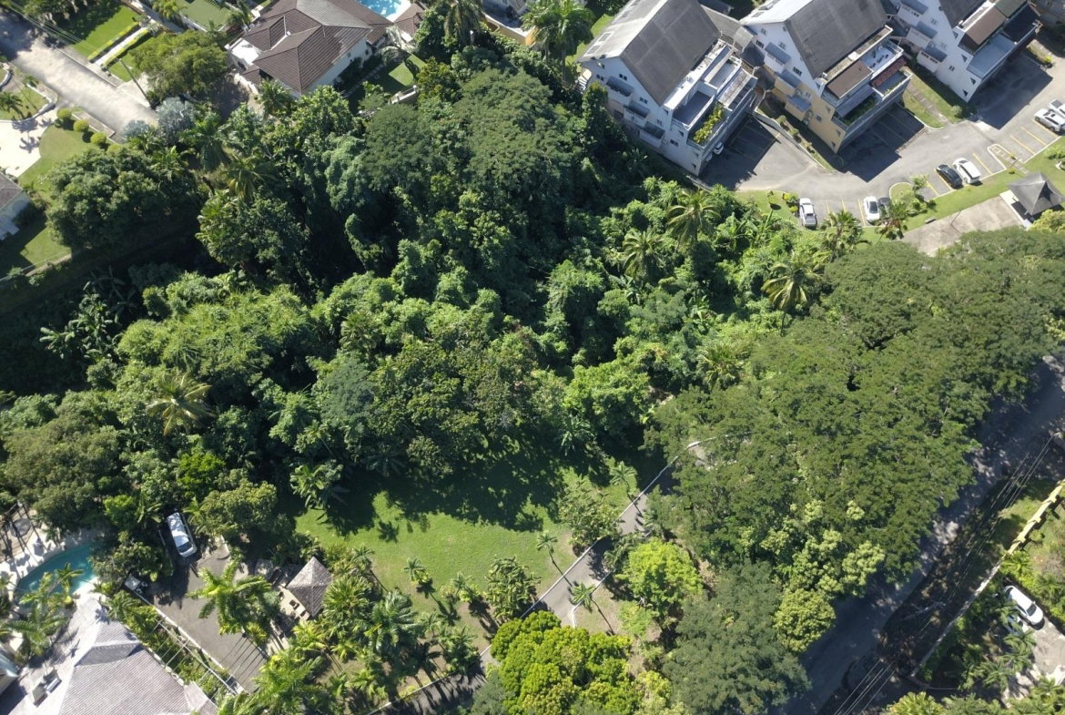 Twenty-Second image of 2 Long Lane in Kingston 8, St. Andrew, Jamaica - property is For Sale