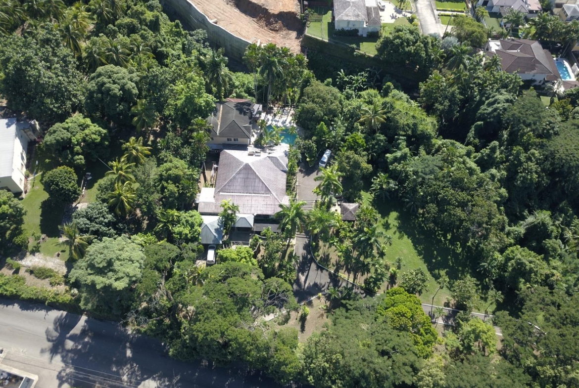 Twenty-Fourth image of 2 Long Lane in Kingston 8, St. Andrew, Jamaica - property is For Sale