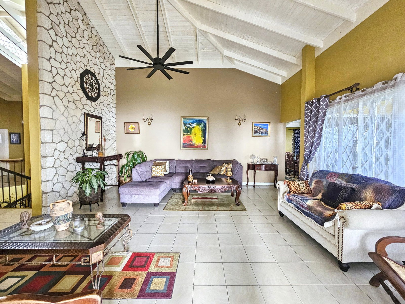 Luxury-Estate-for-Sale-in-St.-Andrew-Jamaica-11-Mulberry-Avenue Fifth image of 11 Mulberry Avenue in Kingston 6, St. Andrew, Jamaica - property is For Sale