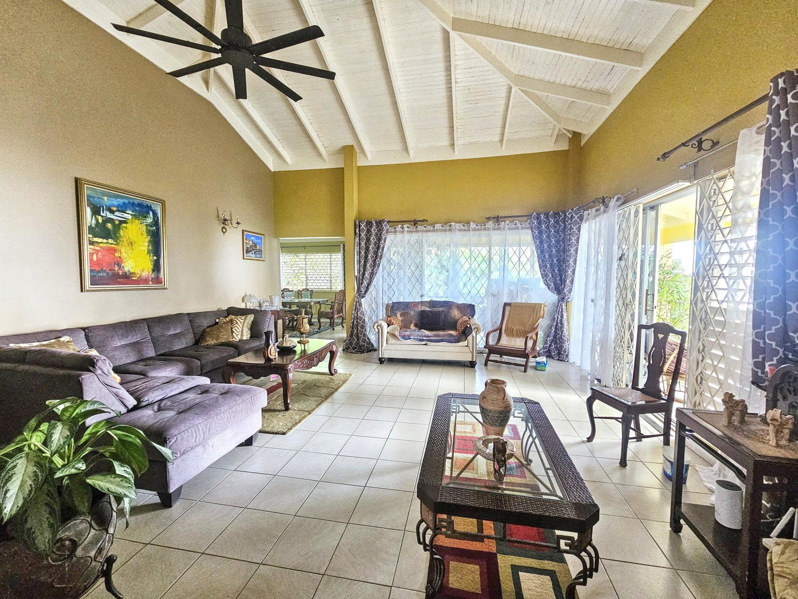 Luxury-Estate-for-Sale-in-St.-Andrew-Jamaica-11-Mulberry-Avenue Sixth image of 11 Mulberry Avenue in Kingston 6, St. Andrew, Jamaica - property is For Sale