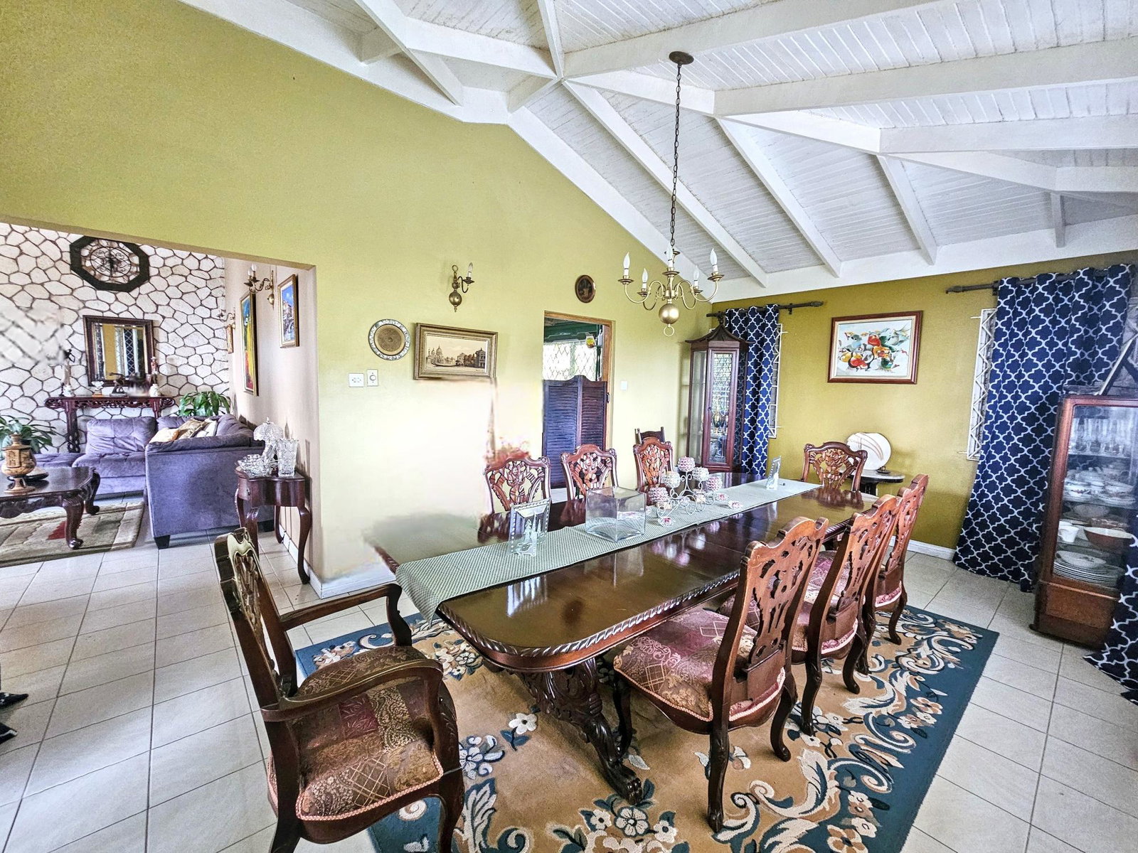Luxury-Estate-for-Sale-in-St.-Andrew-Jamaica-11-Mulberry-Avenue Eighth image of 11 Mulberry Avenue in Kingston 6, St. Andrew, Jamaica - property is For Sale