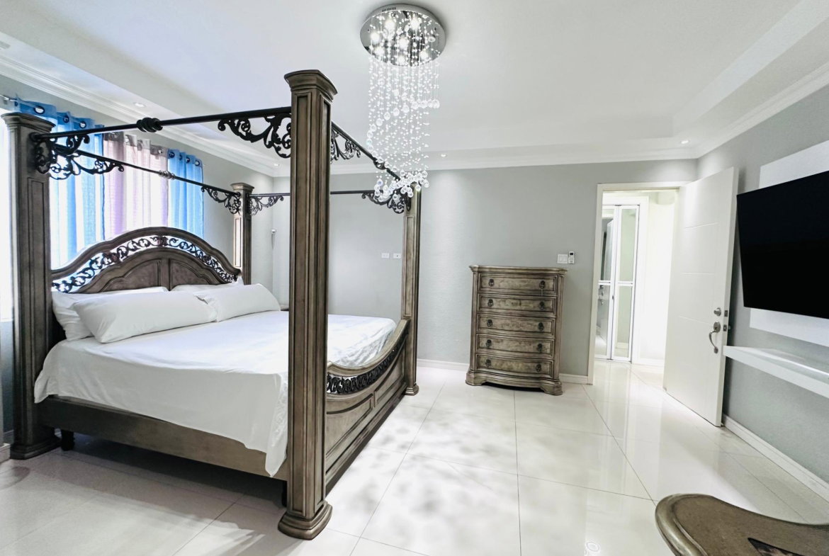 Sixteenth image of 9 Liguanea Ave in Kingston 6, St. Andrew, Jamaica - property is For Rent