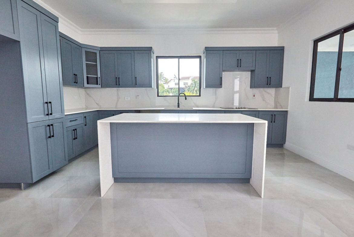 Second image of 6-5 Farringdon Terrace in Kingston 6, St. Andrew, Jamaica - property is For Rent