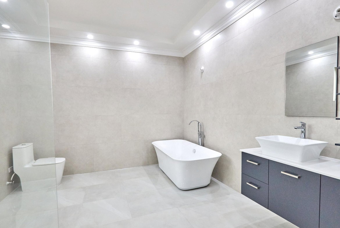 Twelfth image of 6-5 Farringdon Terrace in Kingston 6, St. Andrew, Jamaica - property is For Rent