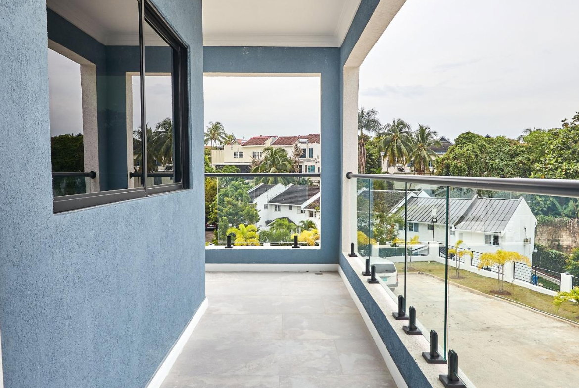 Fourteenth image of 6-5 Farringdon Terrace in Kingston 6, St. Andrew, Jamaica - property is For Rent