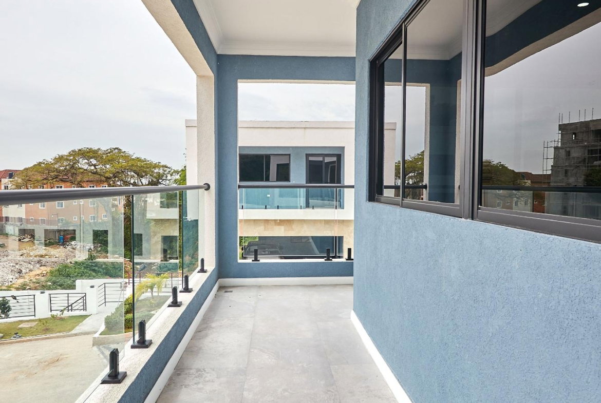 Fifteenth image of 6-5 Farringdon Terrace in Kingston 6, St. Andrew, Jamaica - property is For Rent