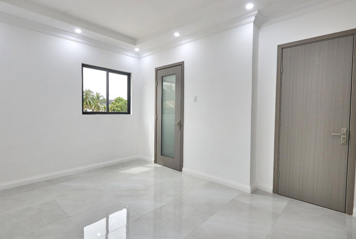 Seventeenth image of 6-5 Farringdon Terrace in Kingston 6, St. Andrew, Jamaica - property is For Rent