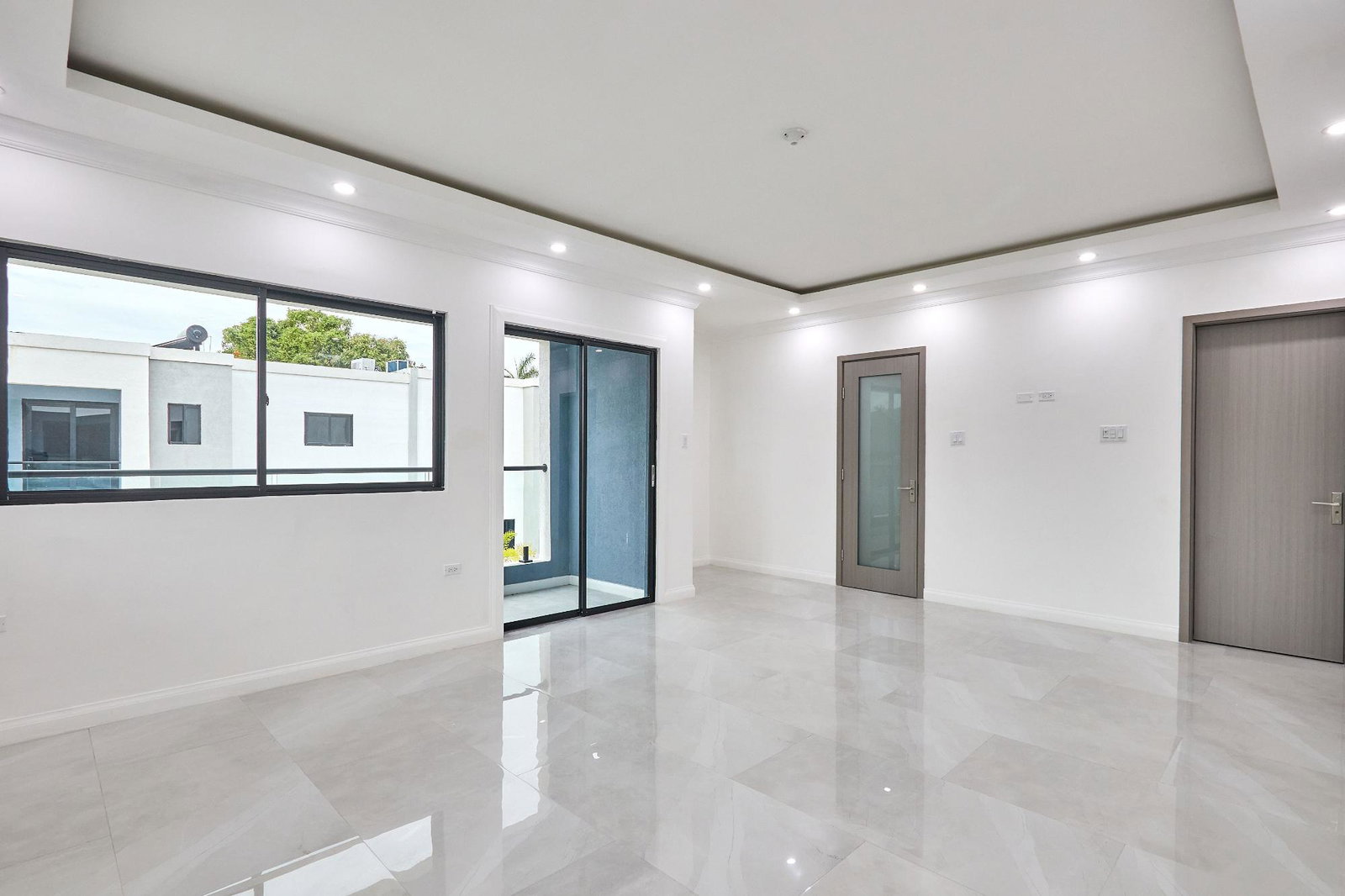 Tenth image of 6-5 Farringdon Terrace in Kingston 6, St. Andrew, Jamaica - property is For Rent