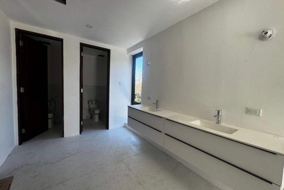 Twentieth image of 6-1-3 Bamboo Avenue in Kingston 6, St. Andrew, Jamaica - property is For Sale