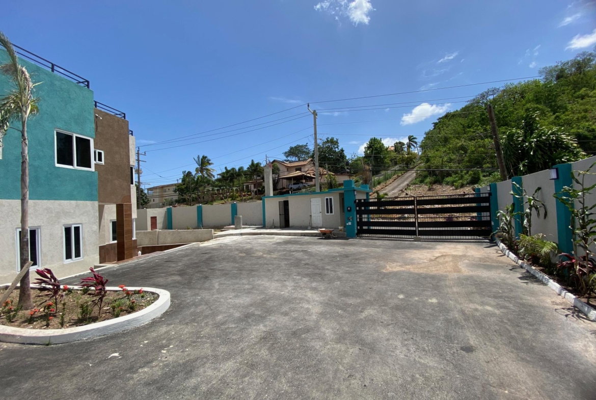 Fourth image of 1-6 Brentwood Terrace, West k in Kingston 19, St. Andrew, Jamaica - property is For Sale