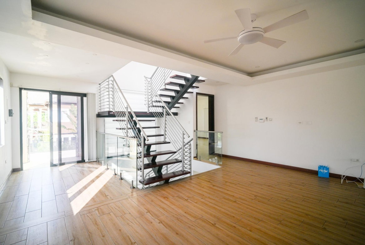 Eleventh image of 2-5 Cherry Drive in Kingston 8, St. Andrew, Jamaica - property is For Sale