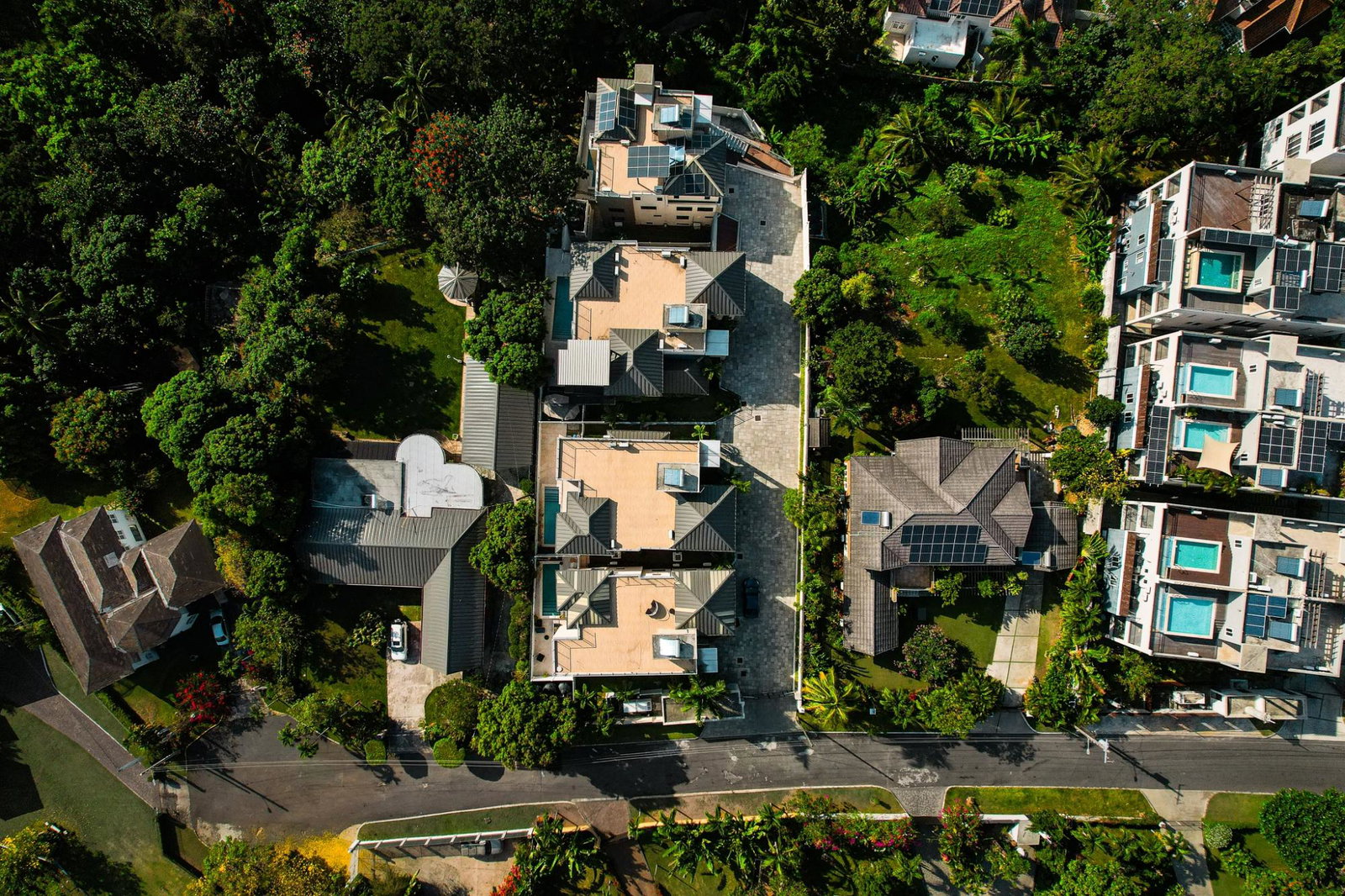 Luxury-Townhouse-for-Sale-in-Cherry-Gardens-Kingston-–-Cereza-Residence Thirtieth image of 2-5 Cherry Drive in Kingston 8, St. Andrew, Jamaica - property is For Sale