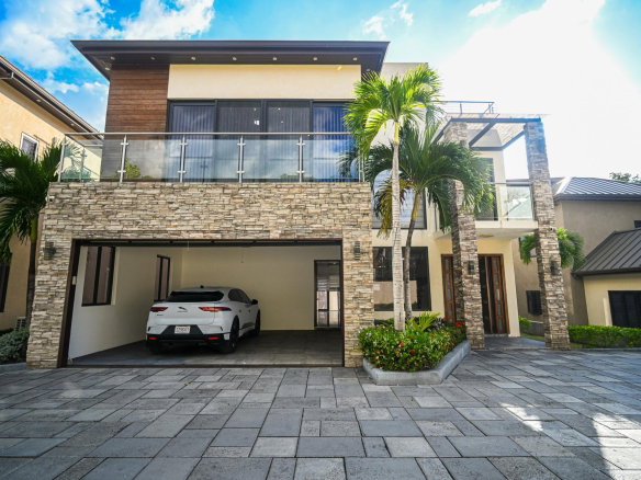 First image of 2-5 Cherry Drive in Kingston 8, St. Andrew, Jamaica - property is For Sale