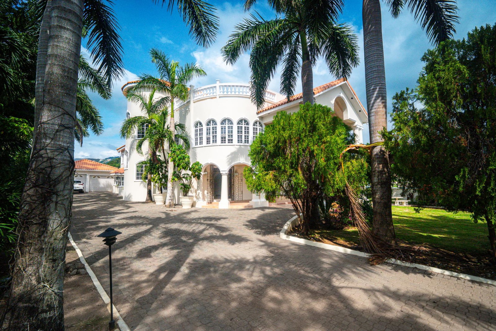 Eighteenth image of 4a Grosvenor Heights in Kingston 8, St. Andrew, Jamaica - property is For Sale