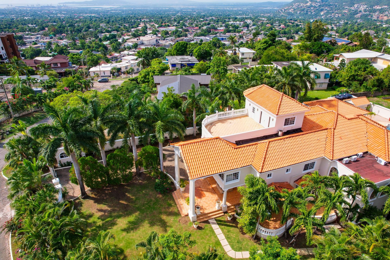 Seventh image of 4a Grosvenor Heights in Kingston 8, St. Andrew, Jamaica - property is For Sale