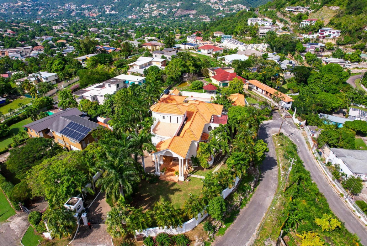 Eighth image of 4a Grosvenor Heights in Kingston 8, St. Andrew, Jamaica - property is For Sale